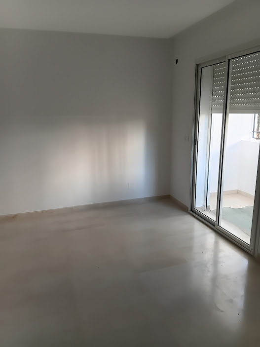 La Soukra&nbsp;Borj Louzir&nbsp;Vente&nbsp;Appart. 3 pi�ces&nbsp;Appart rdc residence elbousten bor louzir