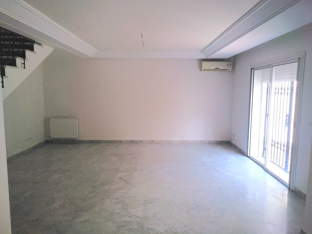 Ain Zaghouan&nbsp;Ain Zaghouan&nbsp;Location&nbsp;Duplex&nbsp;Duplex s4 avec jardin pour longue dur�e