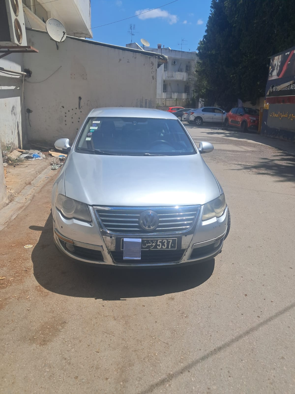 Ariana Ville&nbsp;Riadh Landlous&nbsp;Volkswagen&nbsp;Passat&nbsp;Passat b7 bon etat