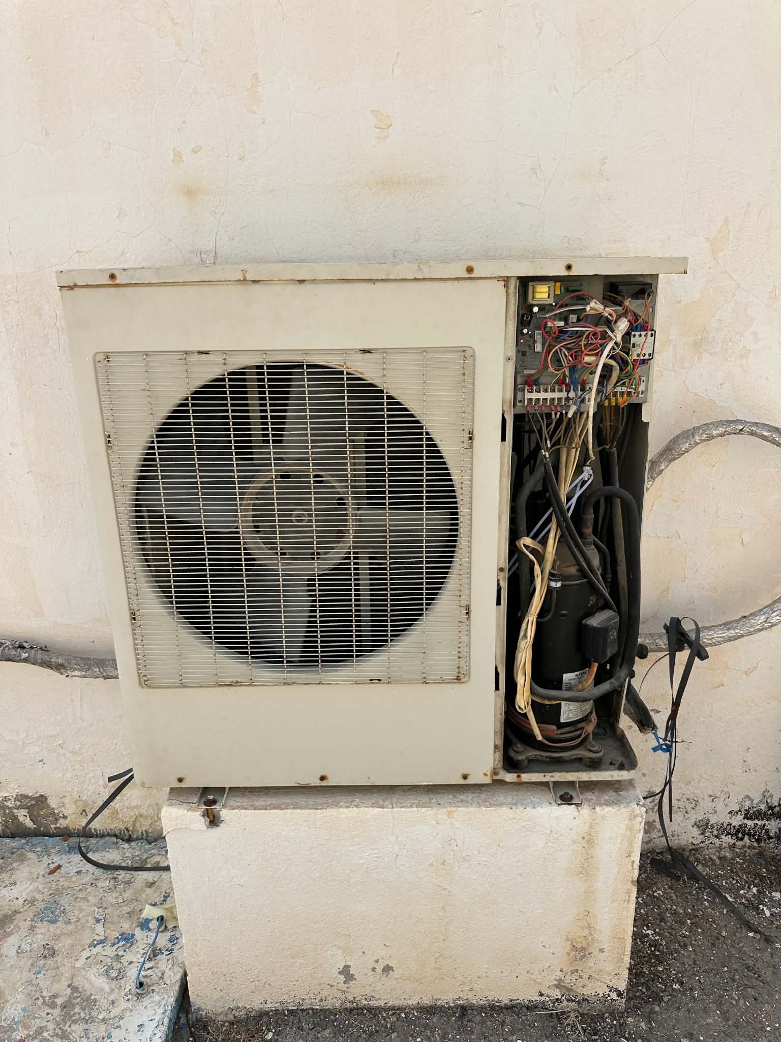 Kairouan Nord&nbsp;Cite Sahbi 3&nbsp;Climatiseur&nbsp;Autre&nbsp;Climatiseur