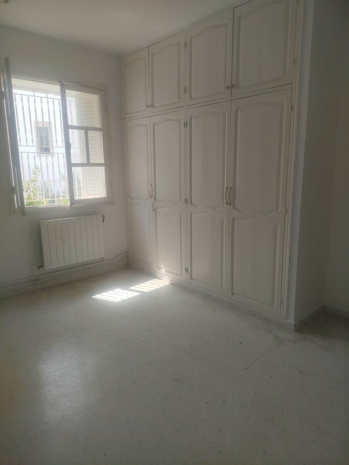 Mnihla&nbsp;Cite Ennasr&nbsp;Location&nbsp;Appart. 4 pi�ces&nbsp;Un spacieux �tage de villa s33 � ennasr