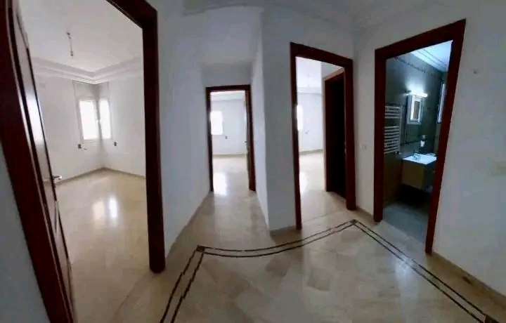 Mnihla&nbsp;Jardins d'el Menzah&nbsp;Location&nbsp;Appart. 4 pi�ces&nbsp;Un appartement s 3 jardin d'el menzah
