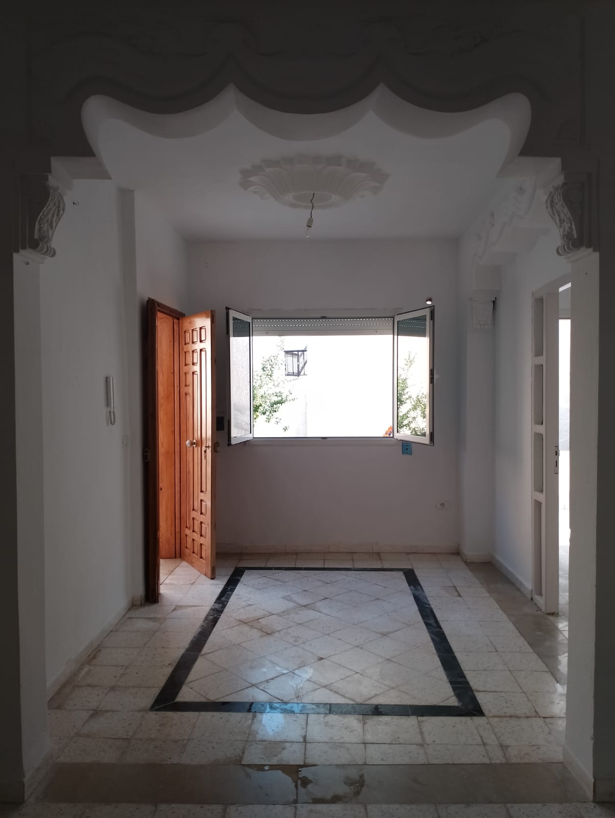 Raoued&nbsp;Cite Ennkhilet&nbsp;Location&nbsp;Appart. 2 pi�ces&nbsp;Studio propre