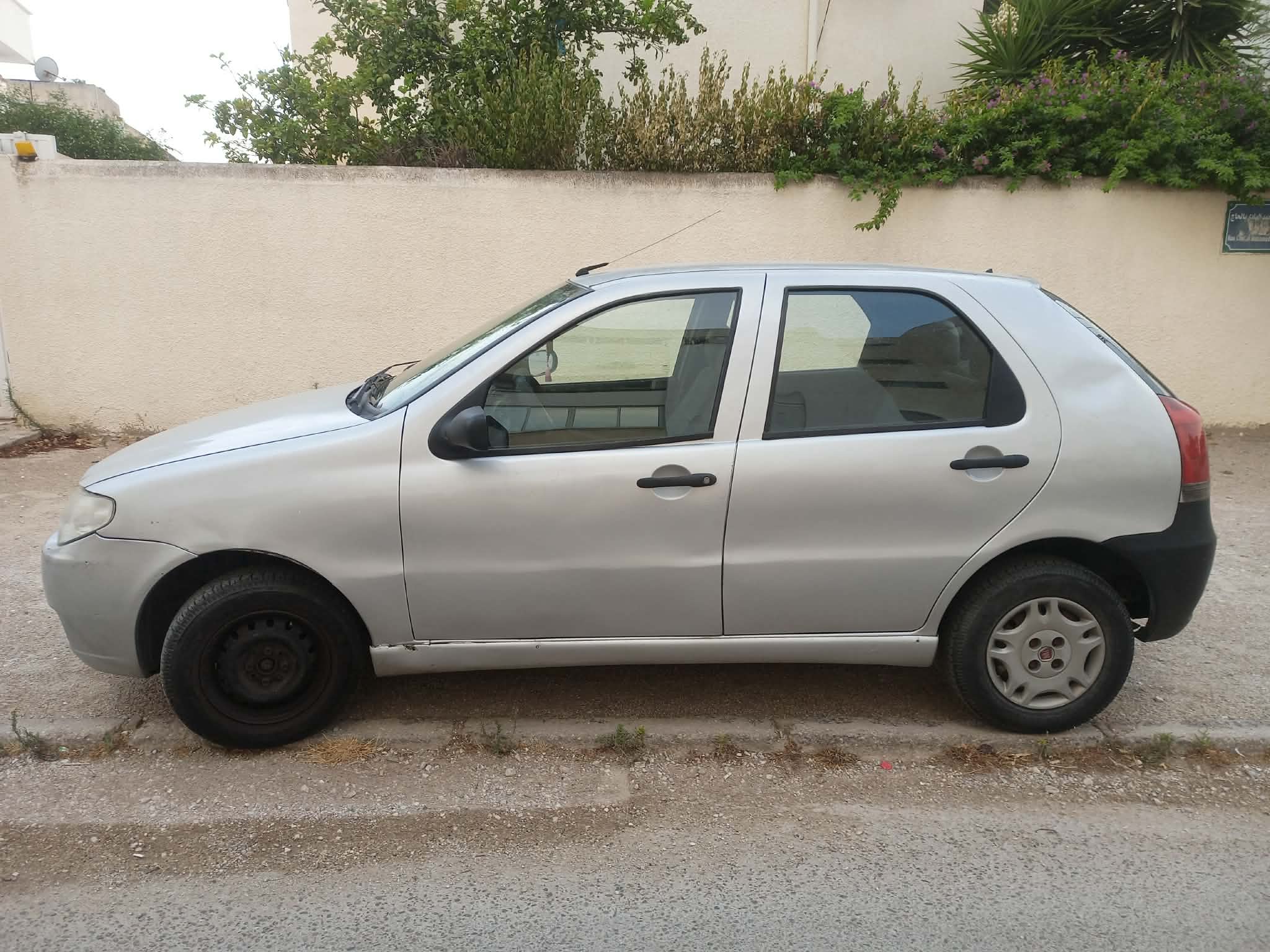 El Omrane&nbsp;Ras Tabia&nbsp;Fiat&nbsp;Palio&nbsp;Je vends ma fiat palio 3 premi�re main