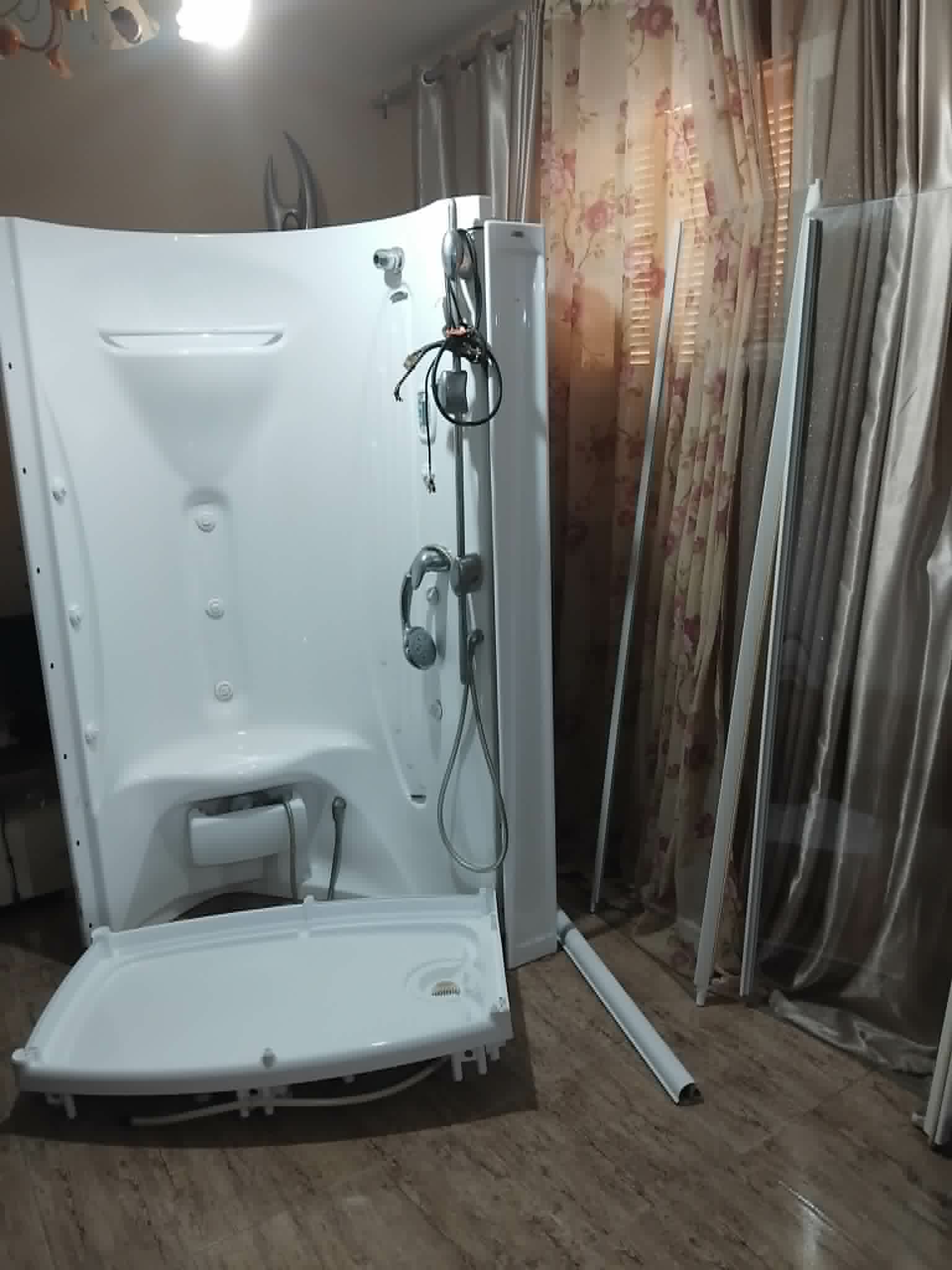 Jarzouna&nbsp;Jarzouna&nbsp;Nettoyeur vapeur&nbsp;Autre&nbsp;Douche jacussi importe de l'italie