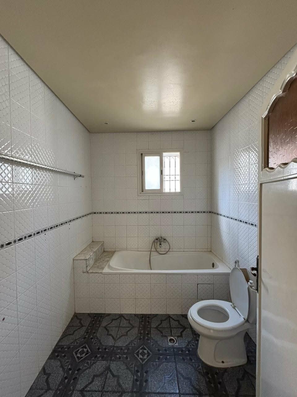 Hammam Chatt&nbsp;Borj Cedria&nbsp;Vente&nbsp;Maisons&nbsp;Une vaste maison