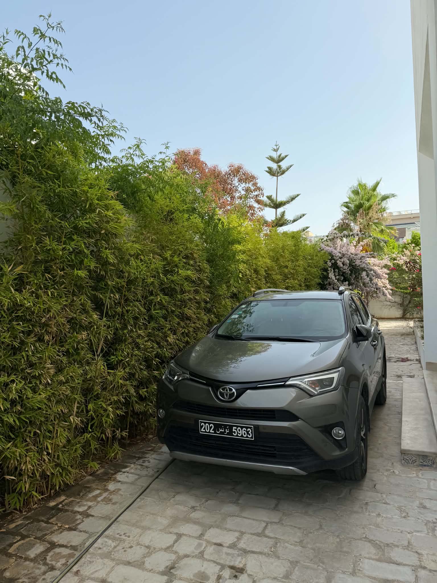 La Soukra&nbsp;Sidi Frej&nbsp;Toyota&nbsp;RAV 4&nbsp;Toyota rav4 ann�e 2018 en tr�s bon �tat