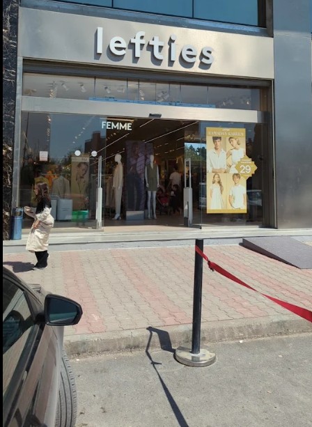 La Soukra&nbsp;Chotrana 3&nbsp;Bureaux & Commerces&nbsp;Bureau&nbsp;Burau residence golf soukra en dessus de zen