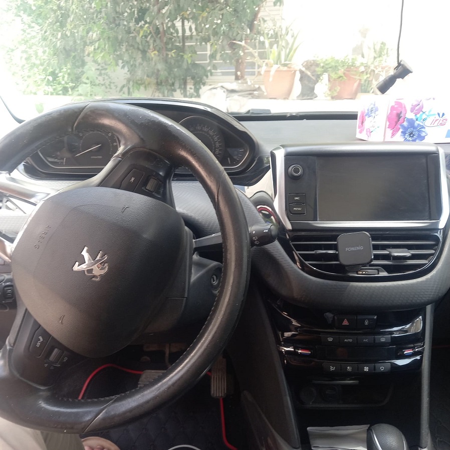 La Soukra&nbsp;Borj Louzir&nbsp;Peugeot&nbsp;Autre Mod�le&nbsp;Bonne affaire