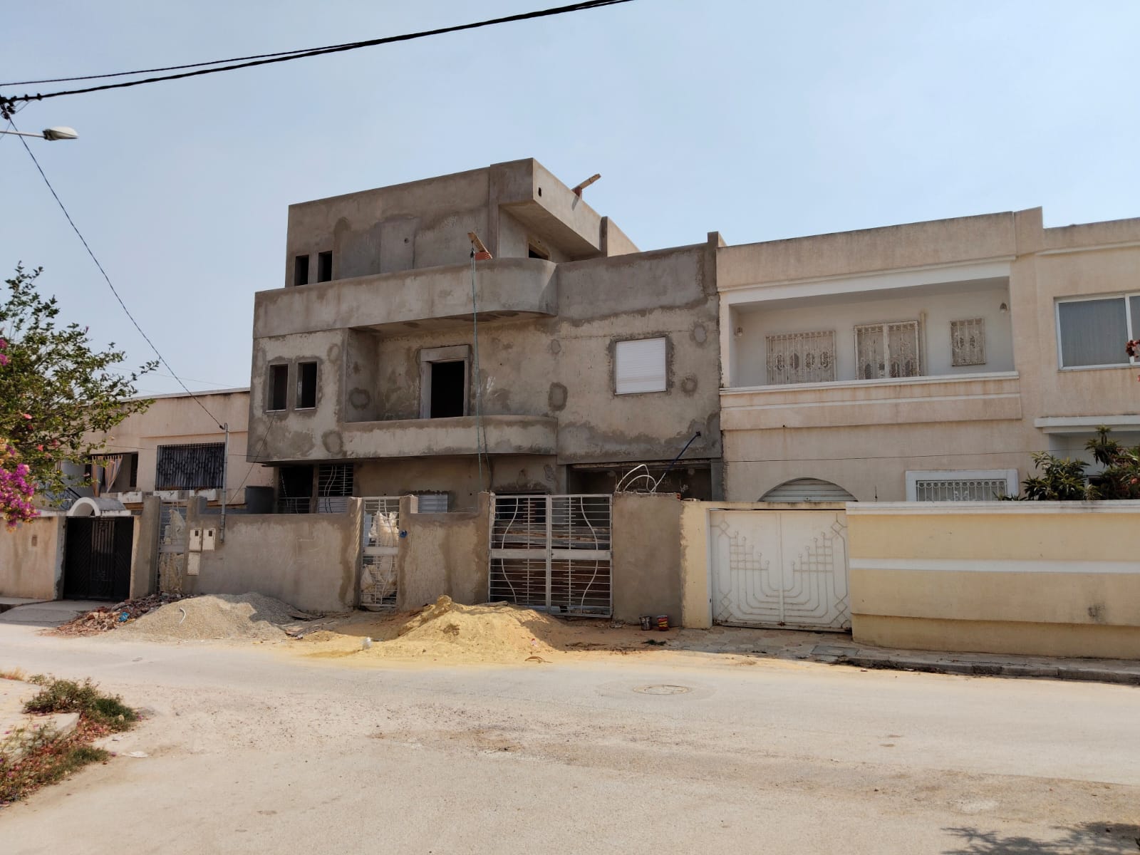 Raoued&nbsp;Cite Ennkhilet&nbsp;Vente&nbsp;Maisons&nbsp;Nkhilette vnt grande maison