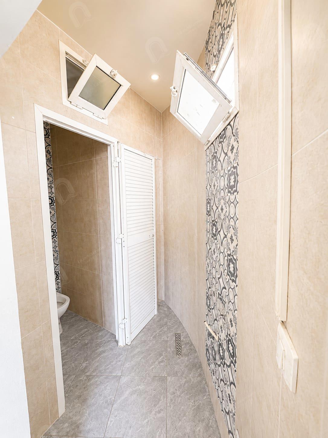 Le Bardo&nbsp;Le Bardo&nbsp;Location&nbsp;Surfaces&nbsp;Local commercial g�rance libre � 20 mars