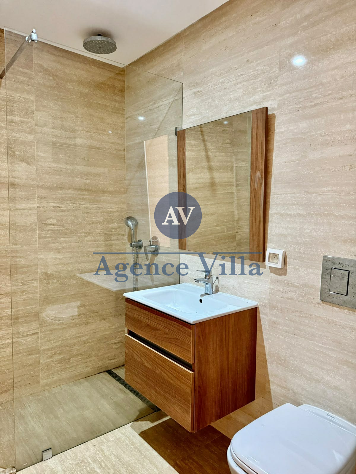 Ain Zaghouan&nbsp;Jardins de Carthage&nbsp;Location&nbsp;Appart. 3 pi�ces&nbsp;Un appartement s2 aux jardins de carthage
