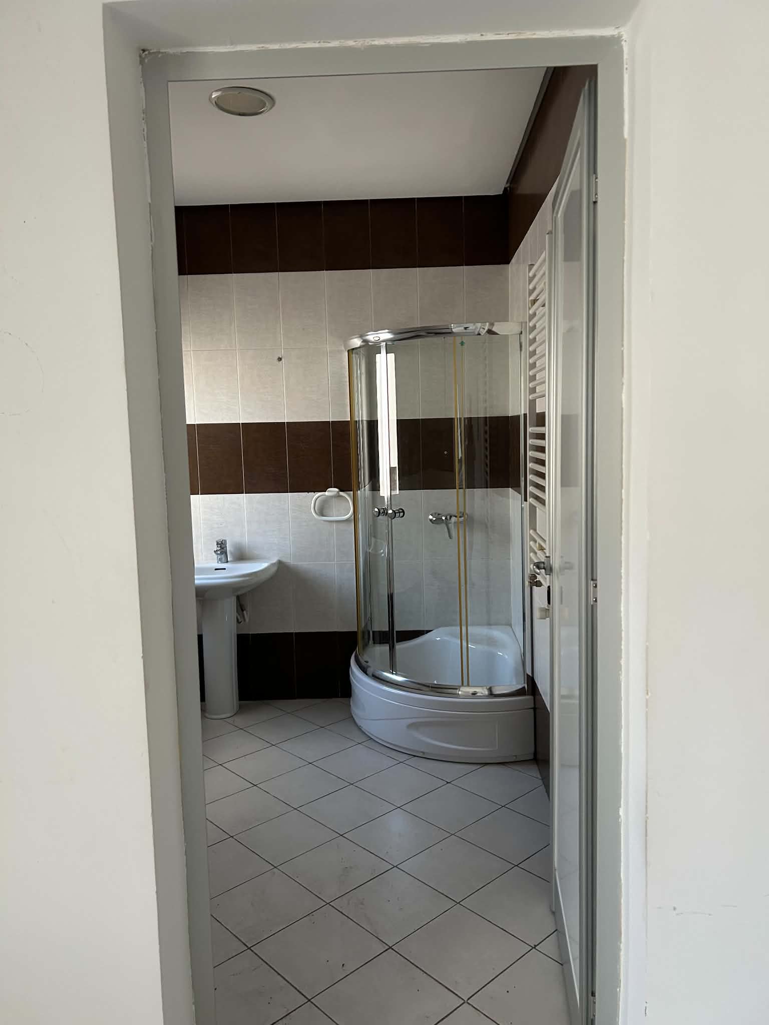 Zaghouan&nbsp;Zaghouan&nbsp;Location&nbsp;Surfaces&nbsp;Zaghoaun 1465 m2 l260905
