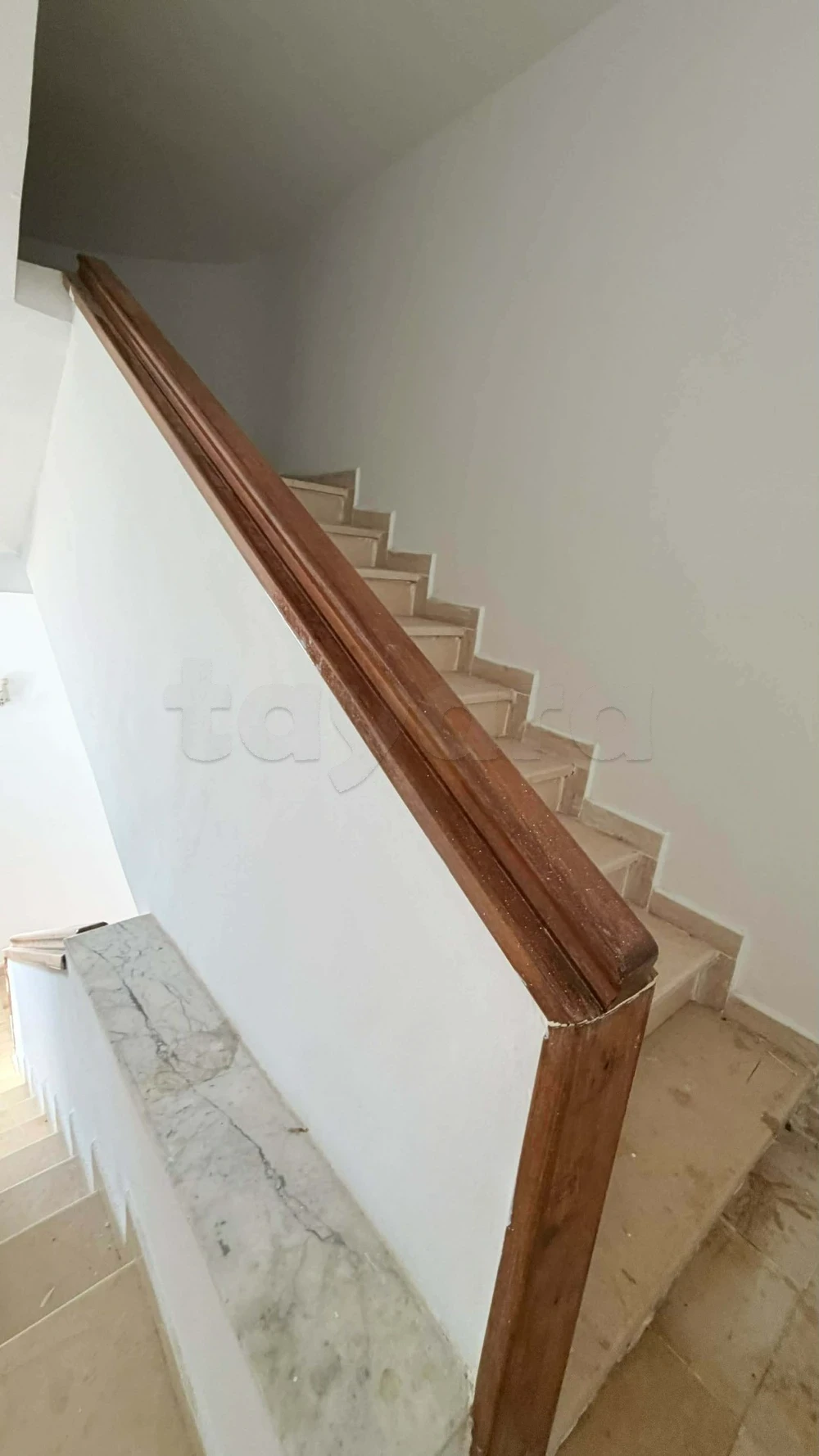 El Menzah&nbsp;El Manar 1&nbsp;Location&nbsp;Appart. 5 pi�ces+&nbsp;Villa s5 ind�pendante � el manar 1