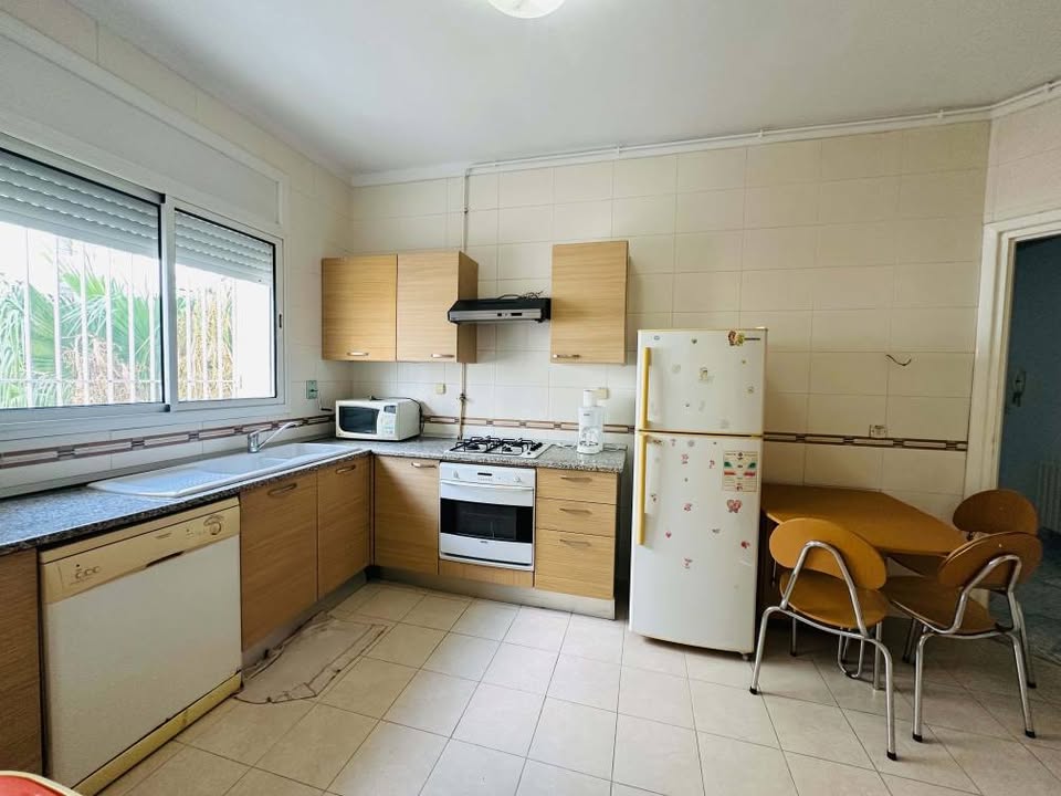 Ariana Ville&nbsp;Cite Ennasr 2&nbsp;Location&nbsp;Appart. 2 pi�ces&nbsp;Bel appartement s2 meubl� � ennasr 1