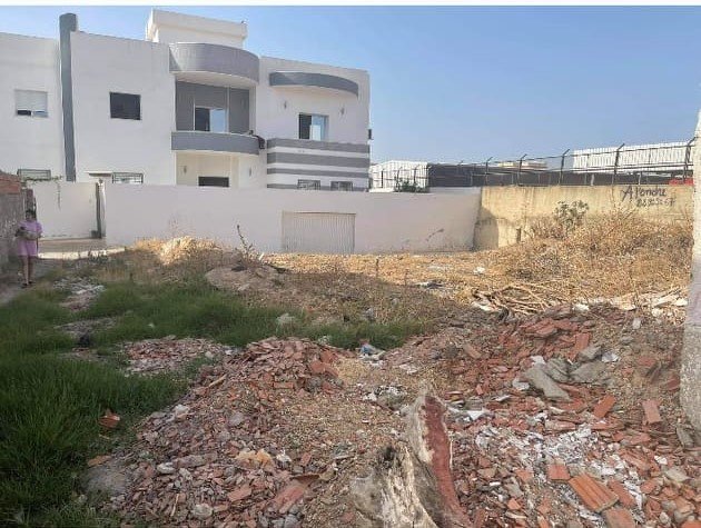 Mnihla&nbsp;Essanhaji&nbsp;Terrain&nbsp;Terrain nu&nbsp;Terrain nu bonne occasion