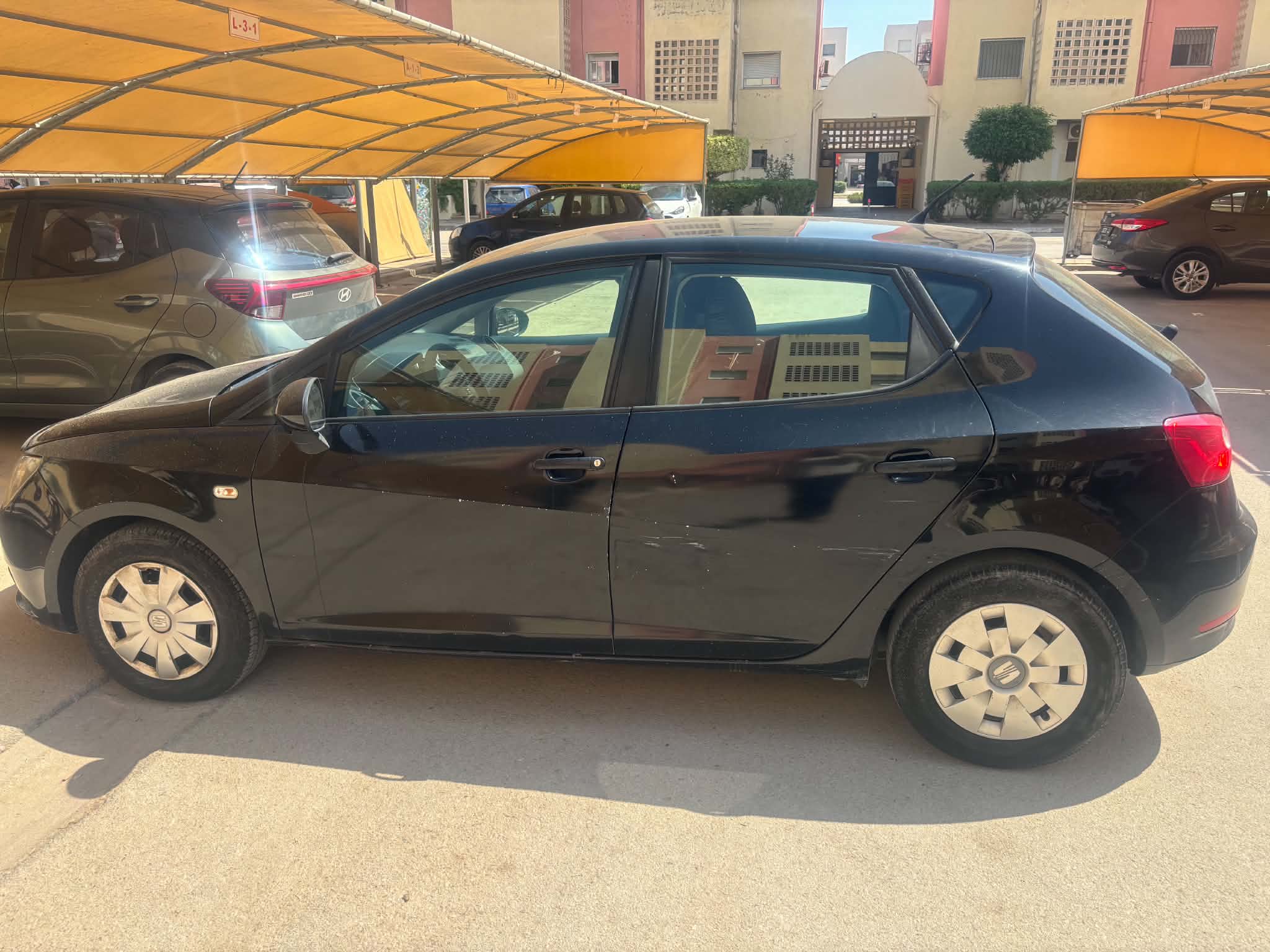 Raoued&nbsp;Ariana Essoughra&nbsp;Seat&nbsp;Ibiza&nbsp;Seat  ibiza  5 ch