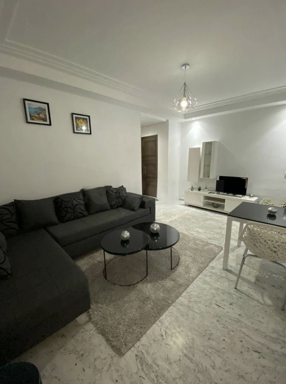 Mnihla&nbsp;Jardins d'el Menzah&nbsp;Location&nbsp;Appart. 2 pi�ces&nbsp;Appartement s1 meubl� � jardin d'el menzah 2