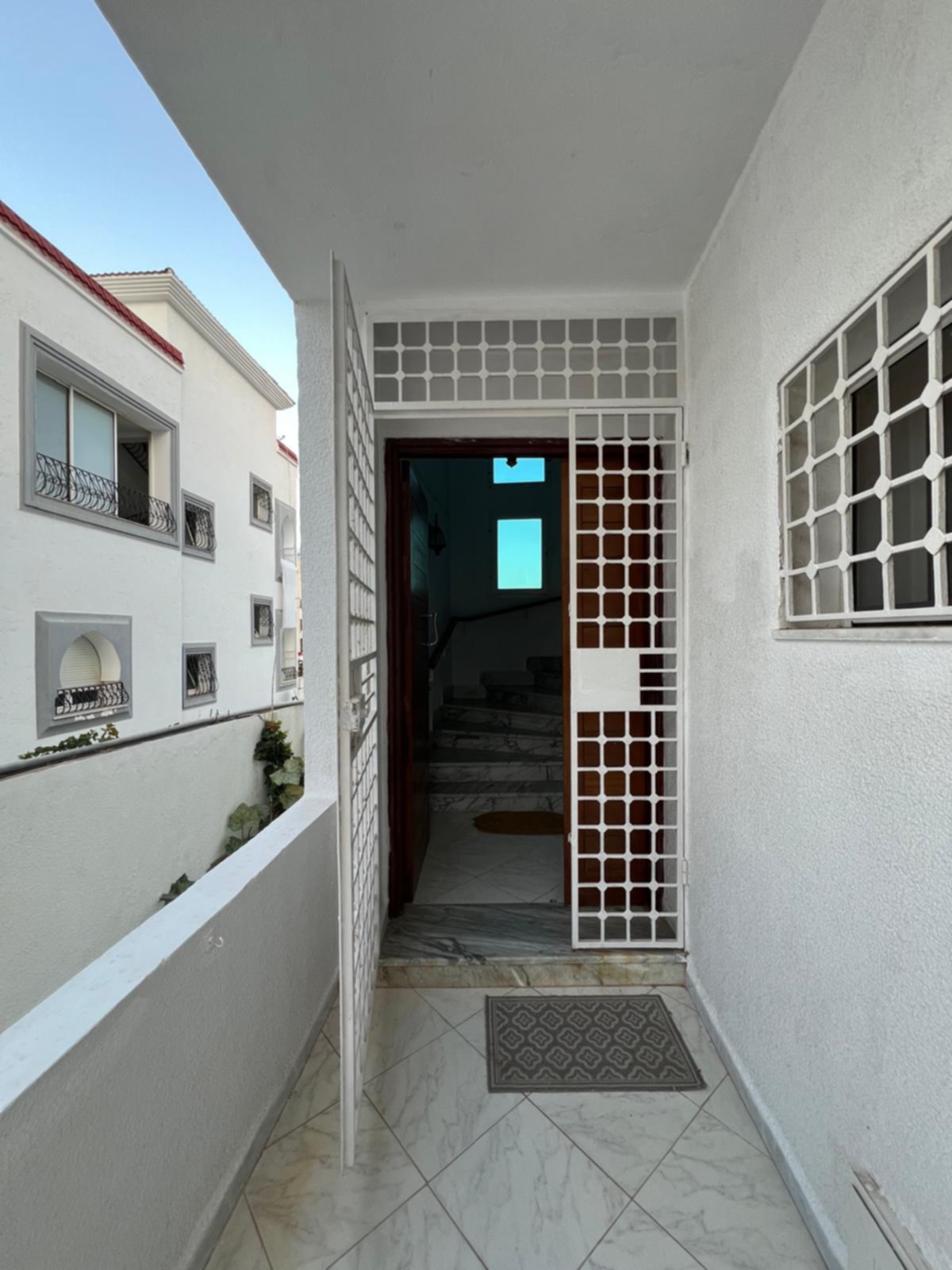 Bizerte Nord&nbsp;Bizerte&nbsp;Location&nbsp;Appart. 1 pi�ce&nbsp;Un studio s1 au route panoramique corniche bizerte
