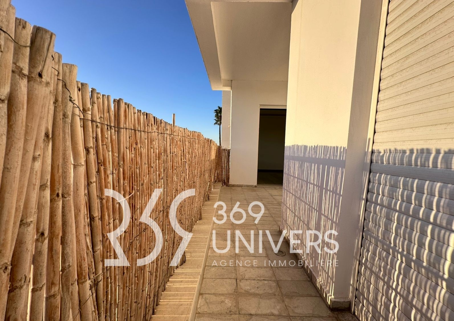 La Marsa&nbsp;Cite El Hana&nbsp;Location&nbsp;Appart. 2 pi�ces&nbsp;Appart avec balcon � la marsa ref ra003