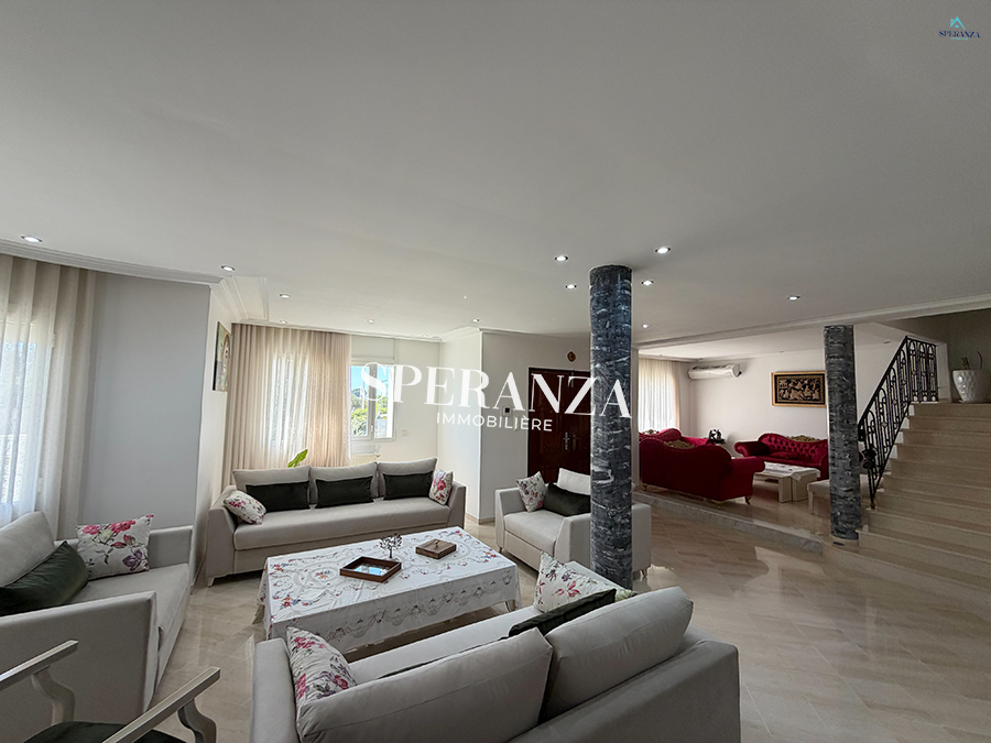 Hammamet&nbsp;Hammamet&nbsp;Location&nbsp;Appart. 5 pi�ces+&nbsp;Villa palazzo