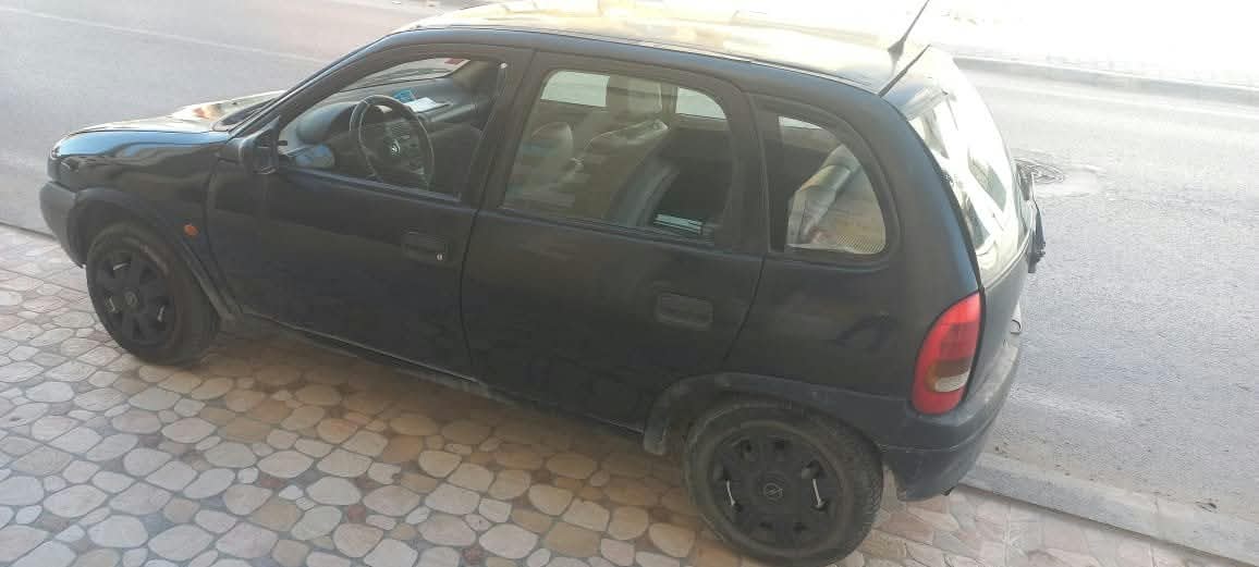 Opel&nbsp;Corsa - Tunisie