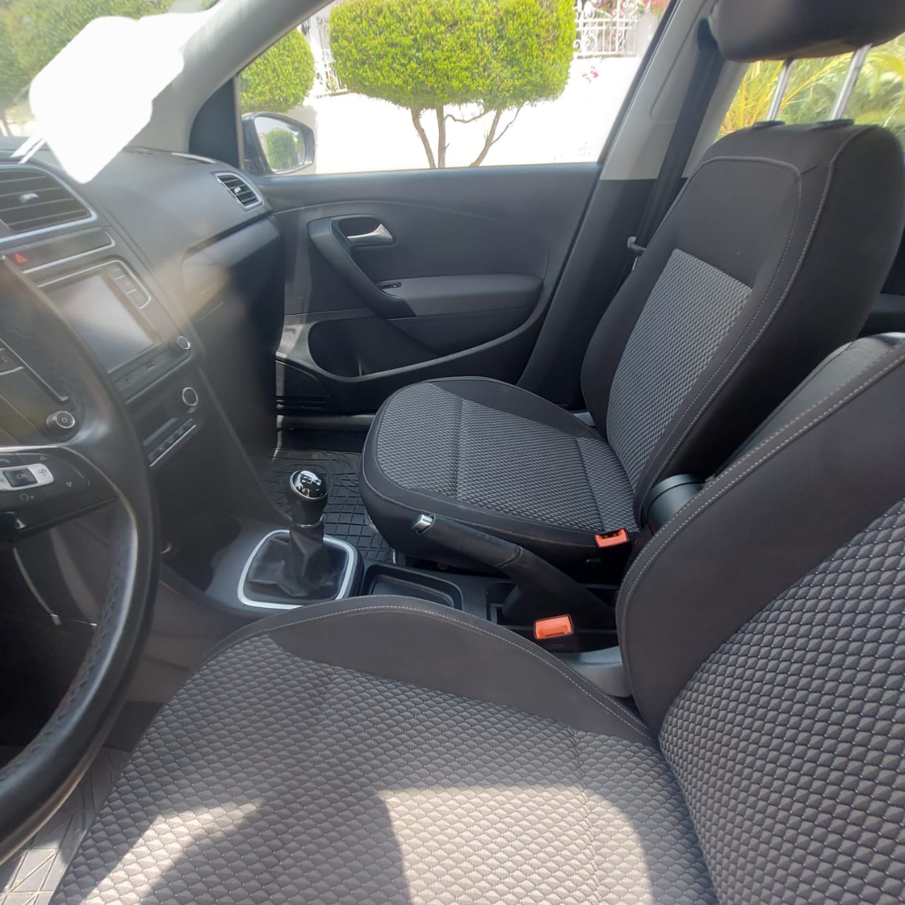 Ariana Ville&nbsp;Residence Ennour ( Naser 2)&nbsp;Volkswagen&nbsp;Polo 7&nbsp;Polo sedan excellent �tat