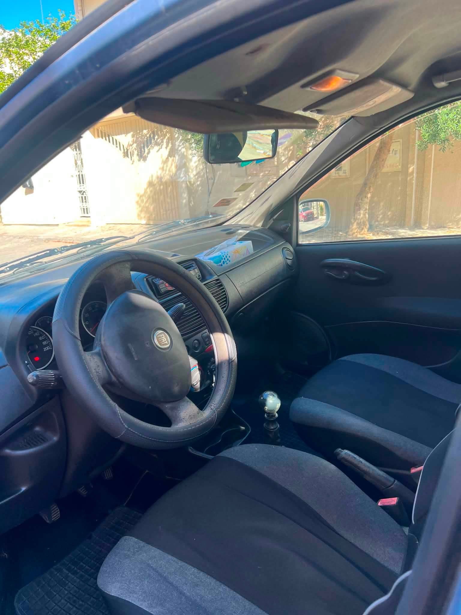 Mannouba&nbsp;Denden&nbsp;Fiat&nbsp;Punto&nbsp;Fiat punto 3