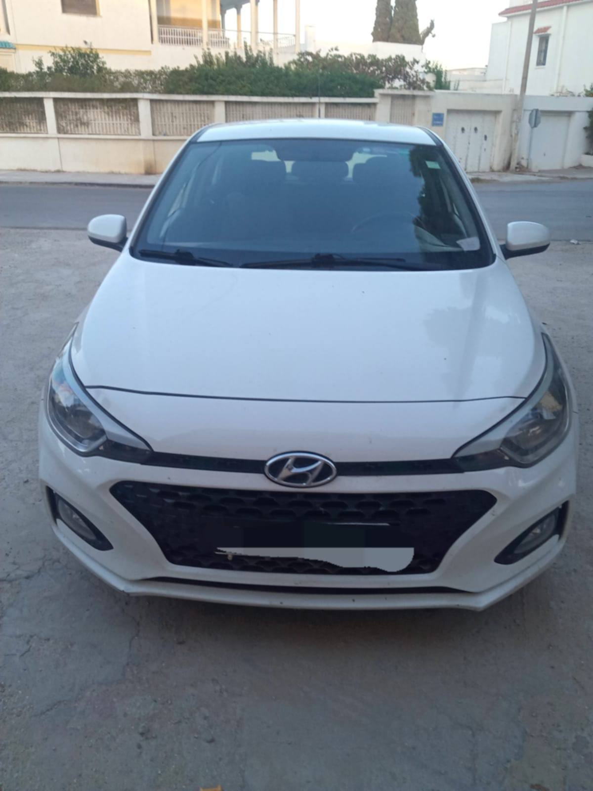 Ezzahra&nbsp;Ezzahra&nbsp;Hyundai&nbsp;Autre Mod�le&nbsp;Hyundai i20 2016 tr�s bon �tat