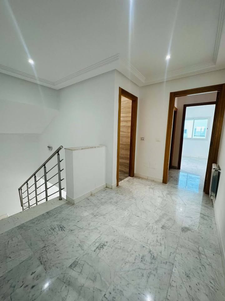 La Marsa&nbsp;Berge Du Lac&nbsp;Location&nbsp;Duplex&nbsp;Duplex s4 lac 2