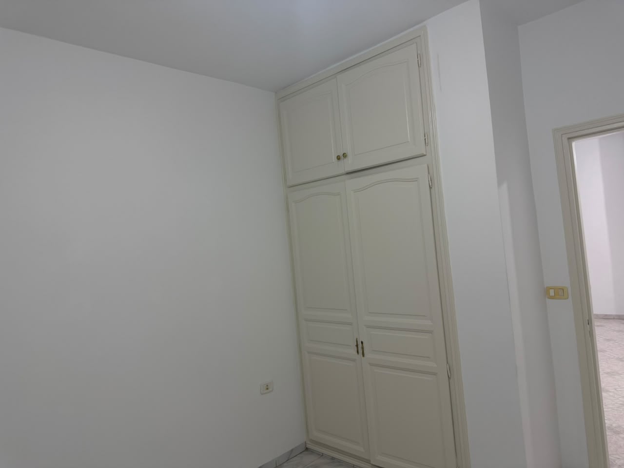 La Soukra&nbsp;Borj Louzir&nbsp;Location&nbsp;Appart. 3 pi�ces&nbsp;Bel appart � borj louzir