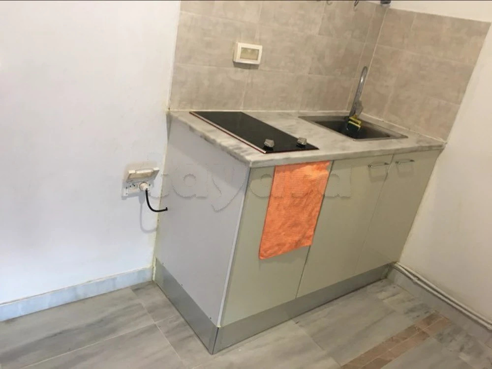 El Menzah&nbsp;Tunis Belvedere&nbsp;Location&nbsp;Appart. 1 pi�ce&nbsp;Beau bureau lafayette