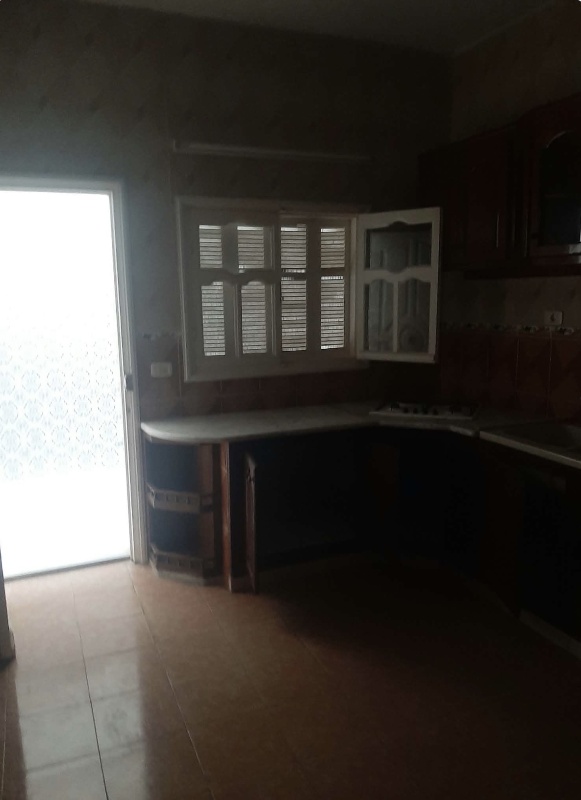 Bizerte Nord&nbsp;Cite Ain Meriem&nbsp;Location&nbsp;Appart. 4 pi�ces&nbsp;Maison bhira bizerte s4
