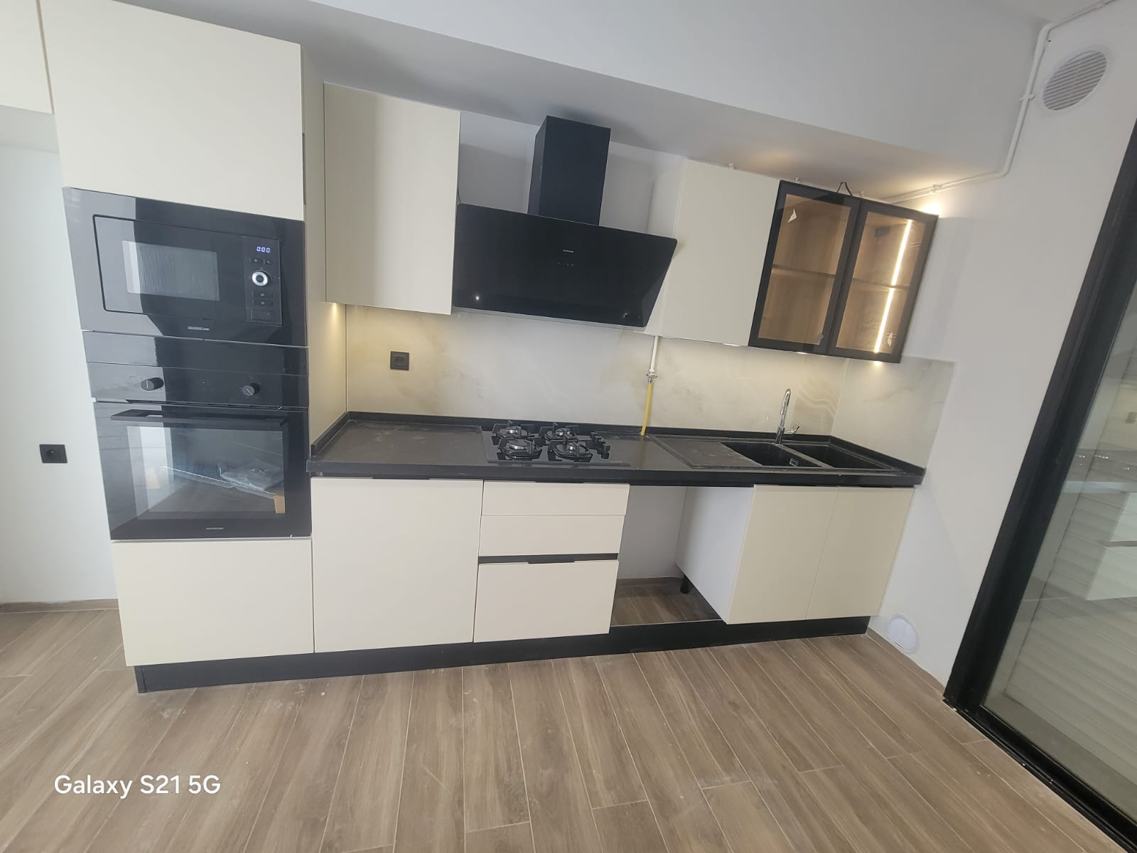 La Soukra&nbsp;La Soukra&nbsp;Vente&nbsp;Appart. 4 pi�ces&nbsp;Appartement s3 avec jardin � soukra