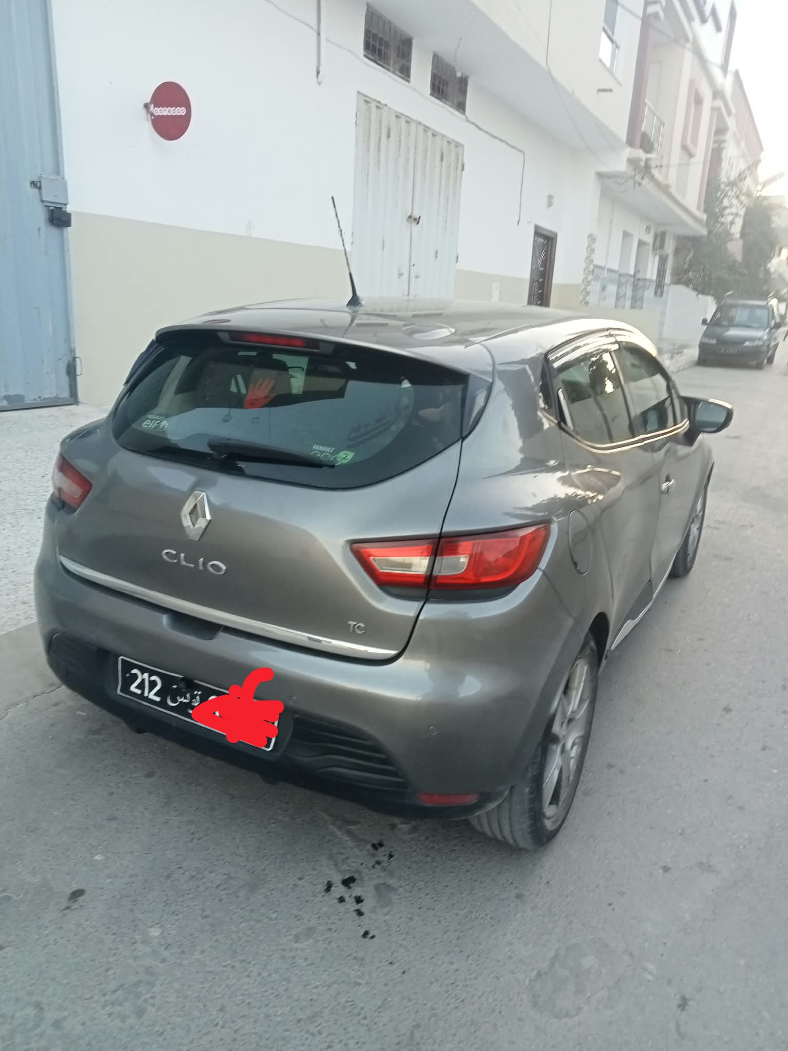 Sousse Riadh&nbsp;Zaouiet Sousse&nbsp;Renault&nbsp;Clio&nbsp;Clio 4 dynamique serie 212