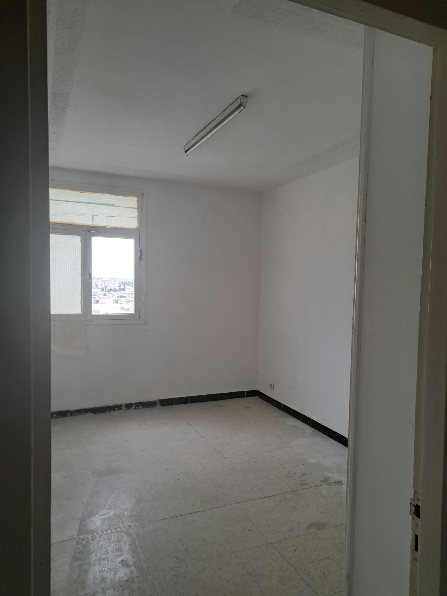 Ariana Ville&nbsp;Nouvelle Ariana&nbsp;Vente&nbsp;Appart. 4 pi�ces&nbsp;Belle opportunit� appartement s3 � cit� el mellaha